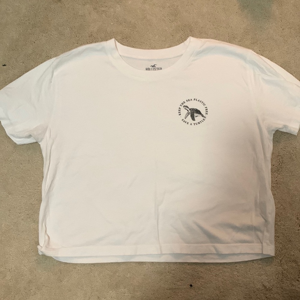 Holister “Keep the Sea Plastic Free” crop top, small